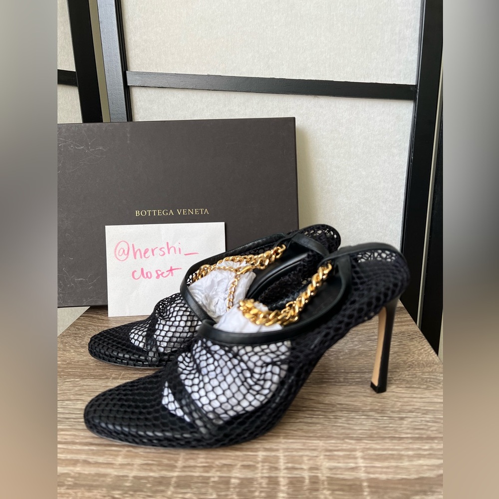 NEW in Box Bottega Veneta Sz 10 / EU 40 Stretch Chunky Chain Pumps Mesh Leather - Picture 2 of 12